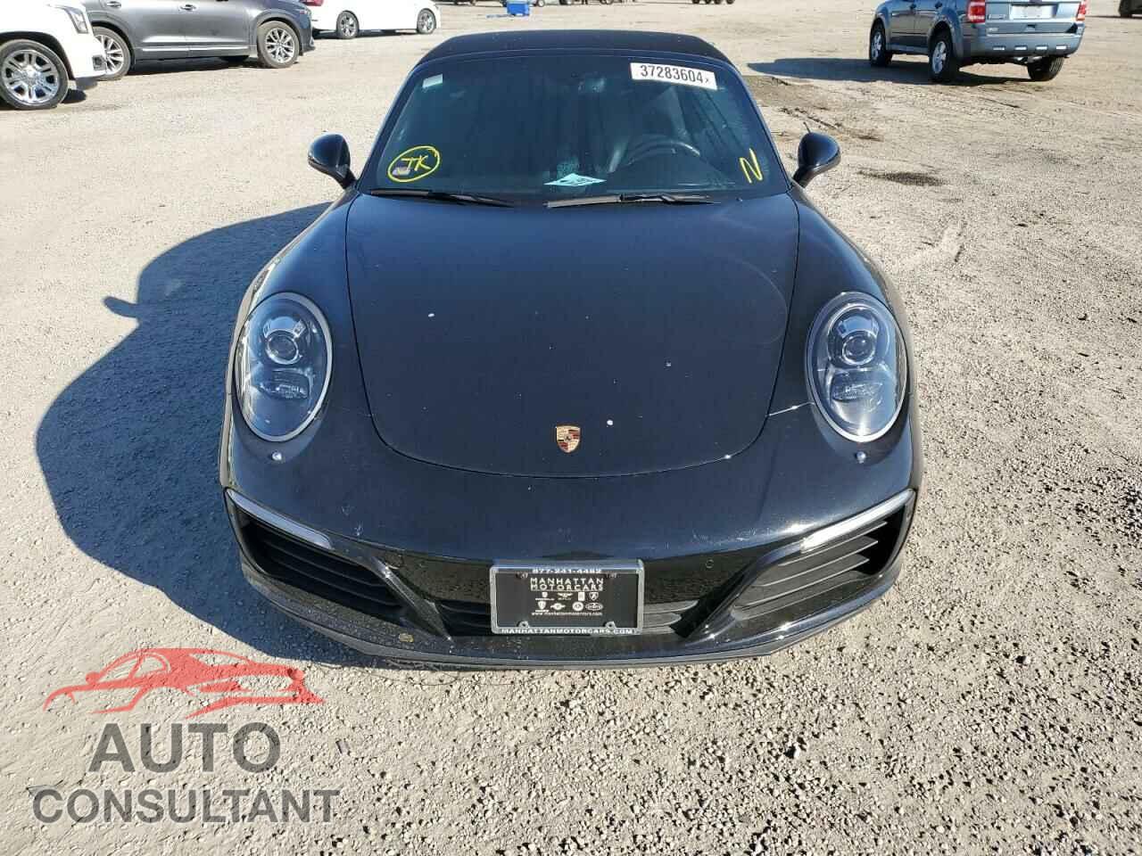 PORSCHE 911 2017 - WP0CA2A97HS142333