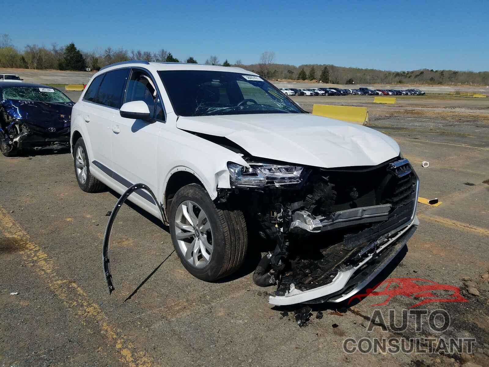 AUDI Q7 2018 - WA1LHAF74JD002676