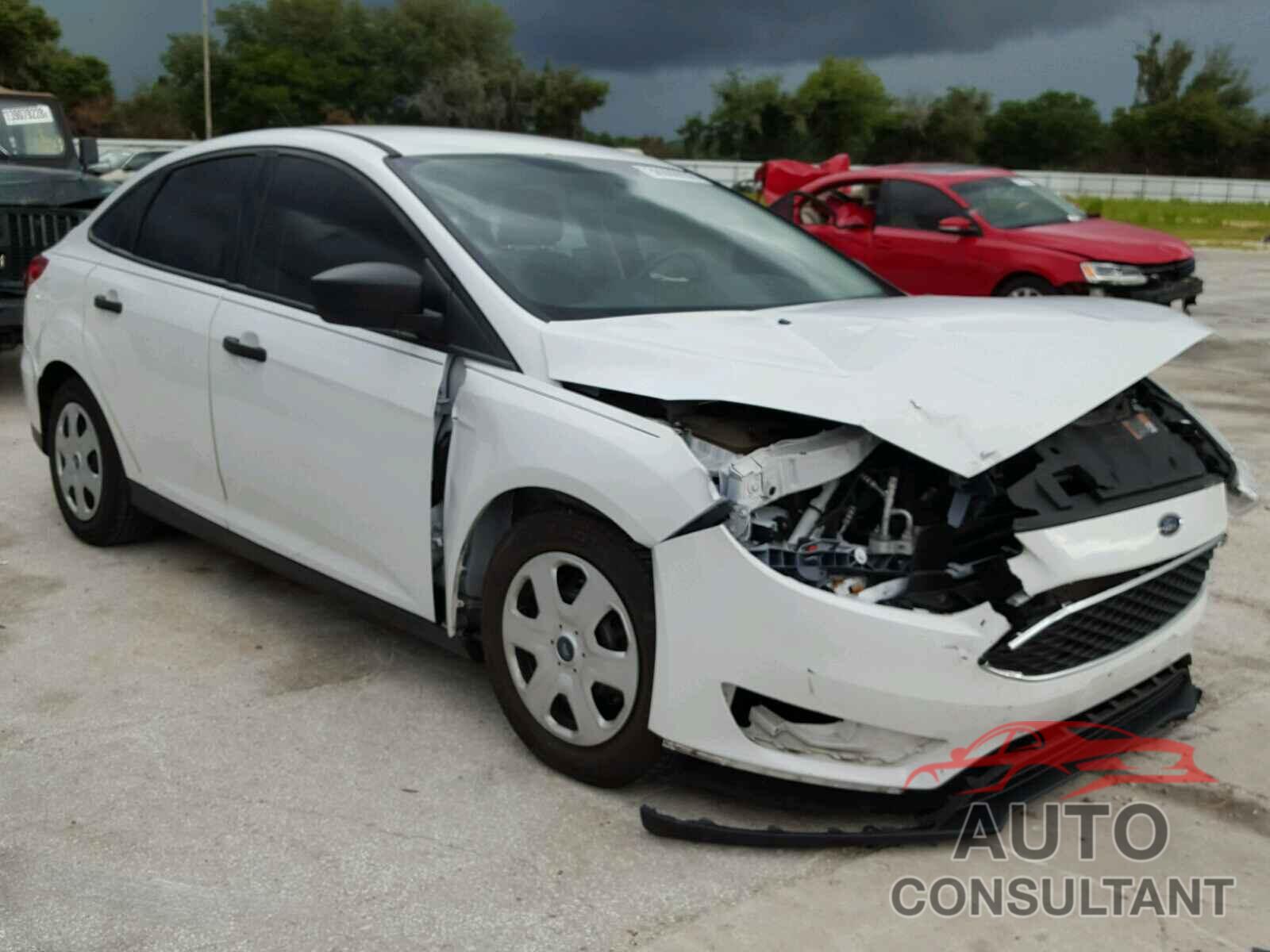 FORD FOCUS 2015 - 1FADP3E21FL253480