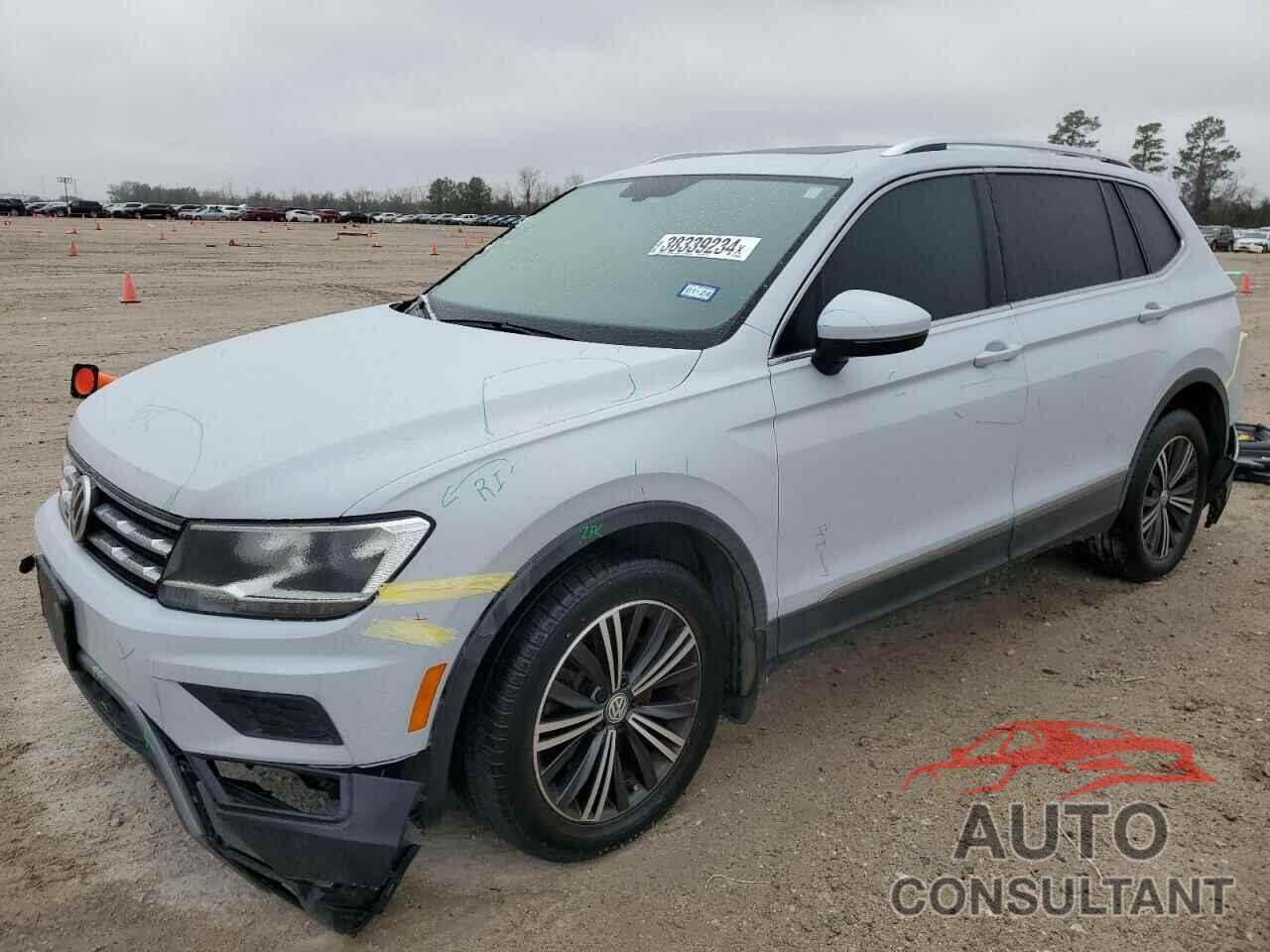 VOLKSWAGEN TIGUAN 2018 - 3VV3B7AX4JM033191