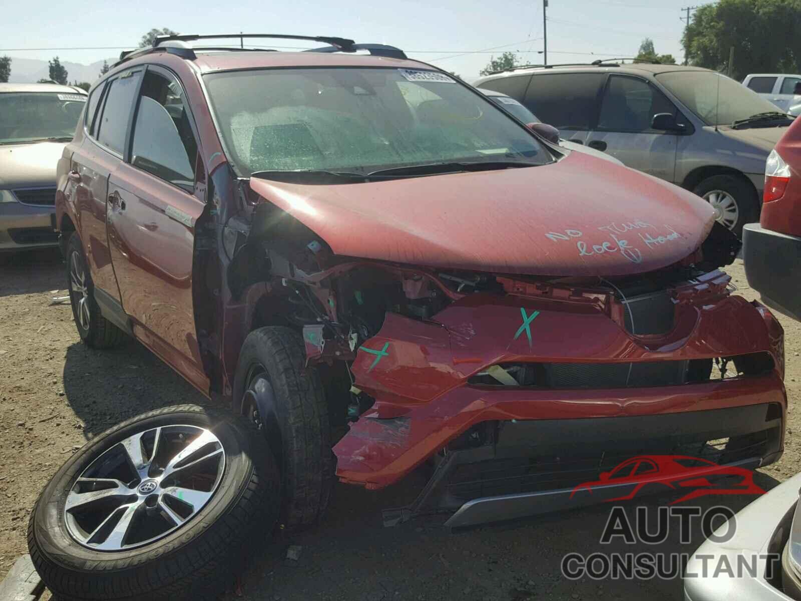 TOYOTA RAV4 XLE 2017 - JTMWFREV7HJ149982