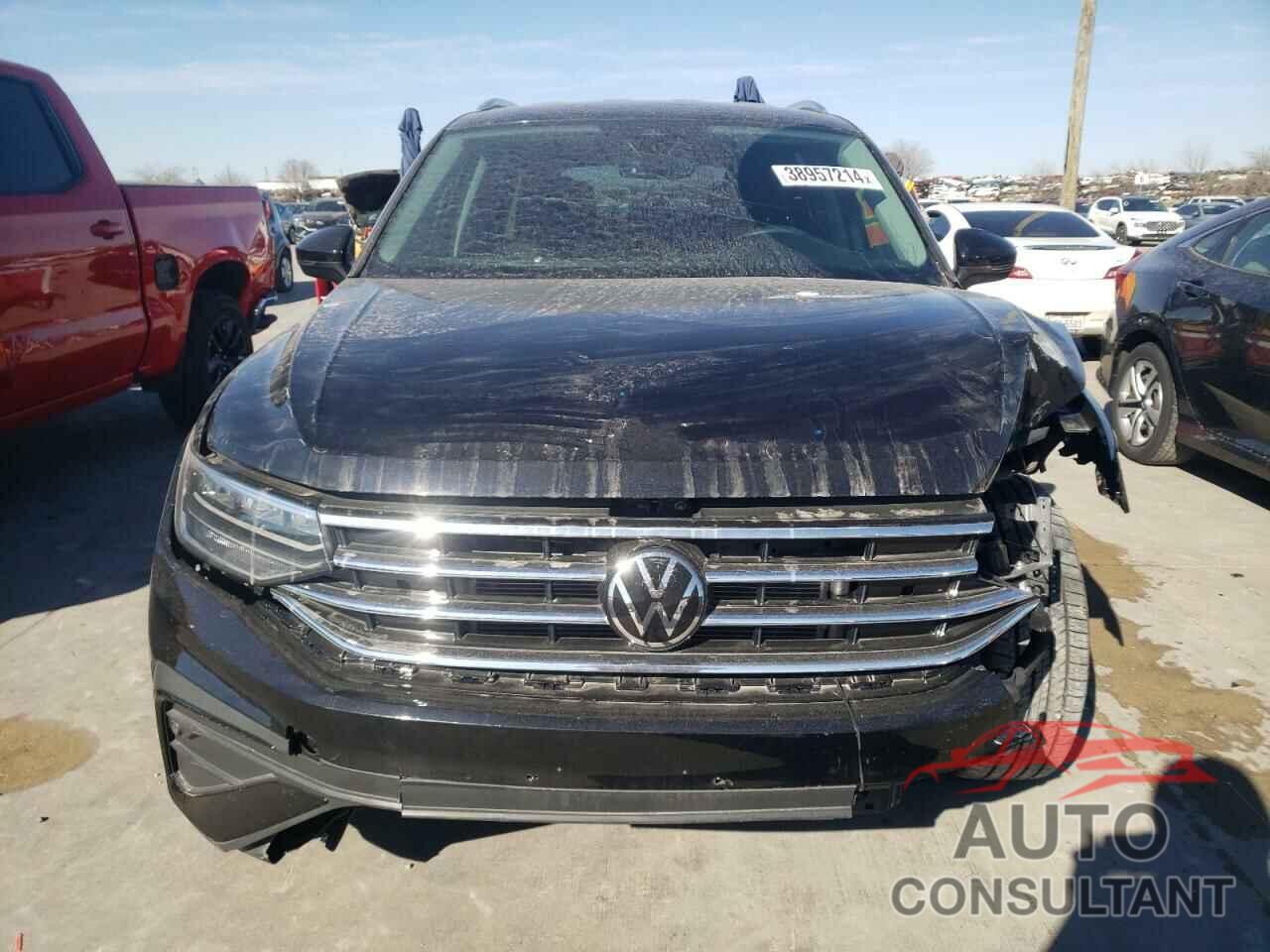 VOLKSWAGEN TIGUAN 2022 - 3VV3B7AX2NM035933