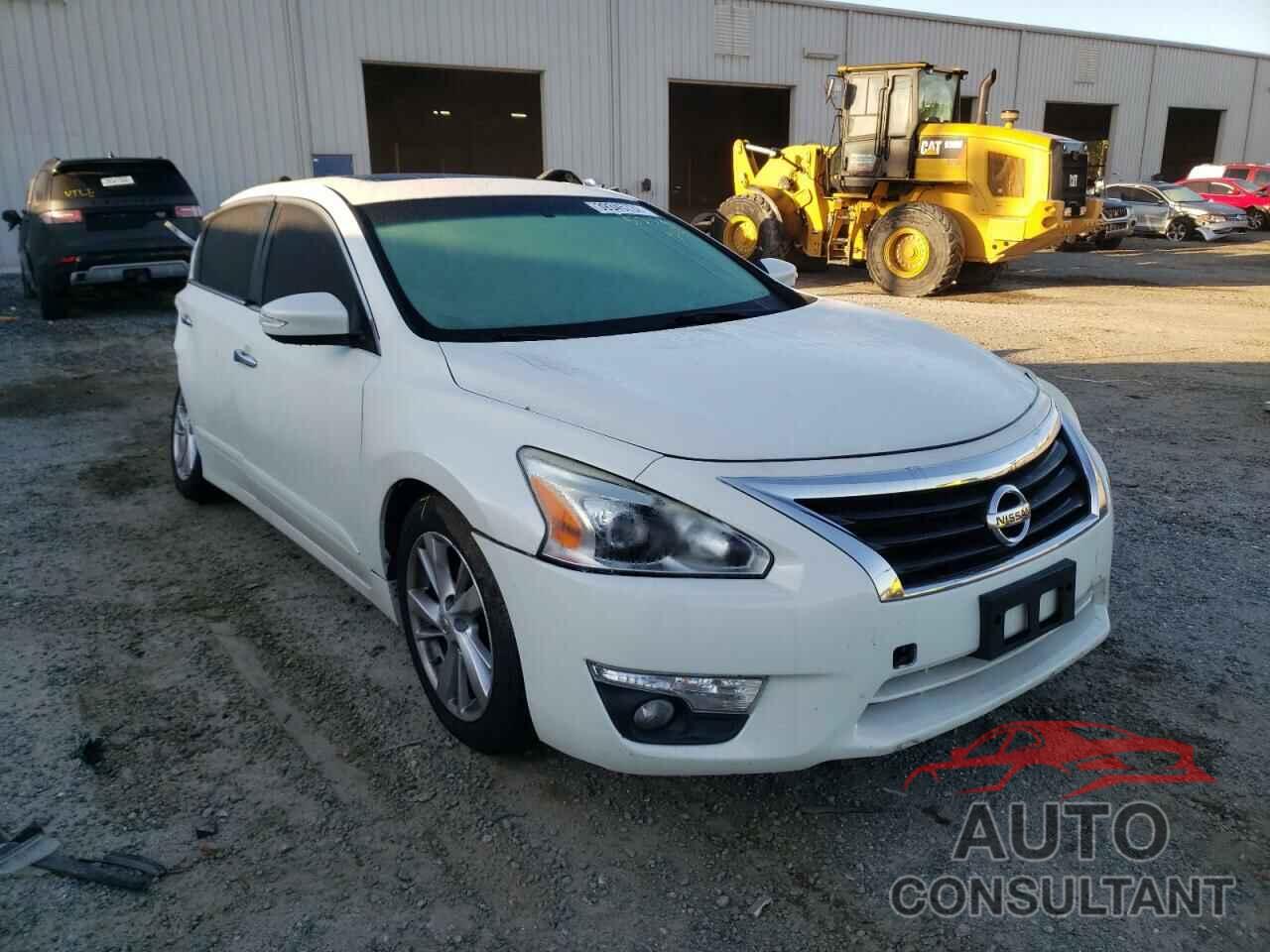 NISSAN ALTIMA 2015 - 1N4AL3AP3FN906881