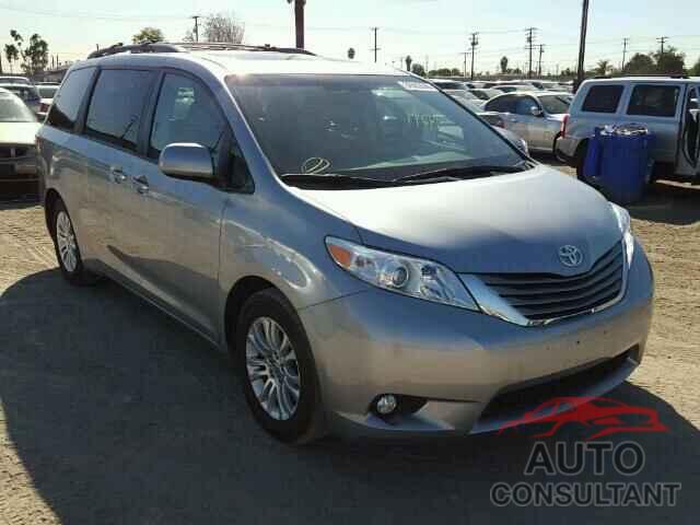 TOYOTA SIENNA 2015 - 5TDYK3DC8FS602086