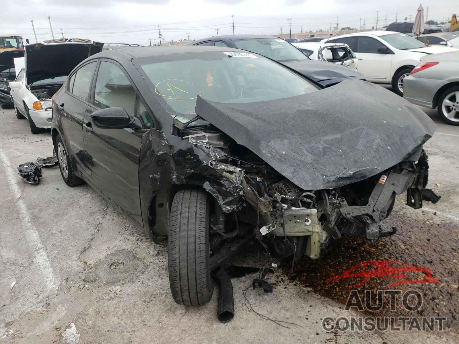 KIA FORTE 2017 - 3KPFK4A71HE042039