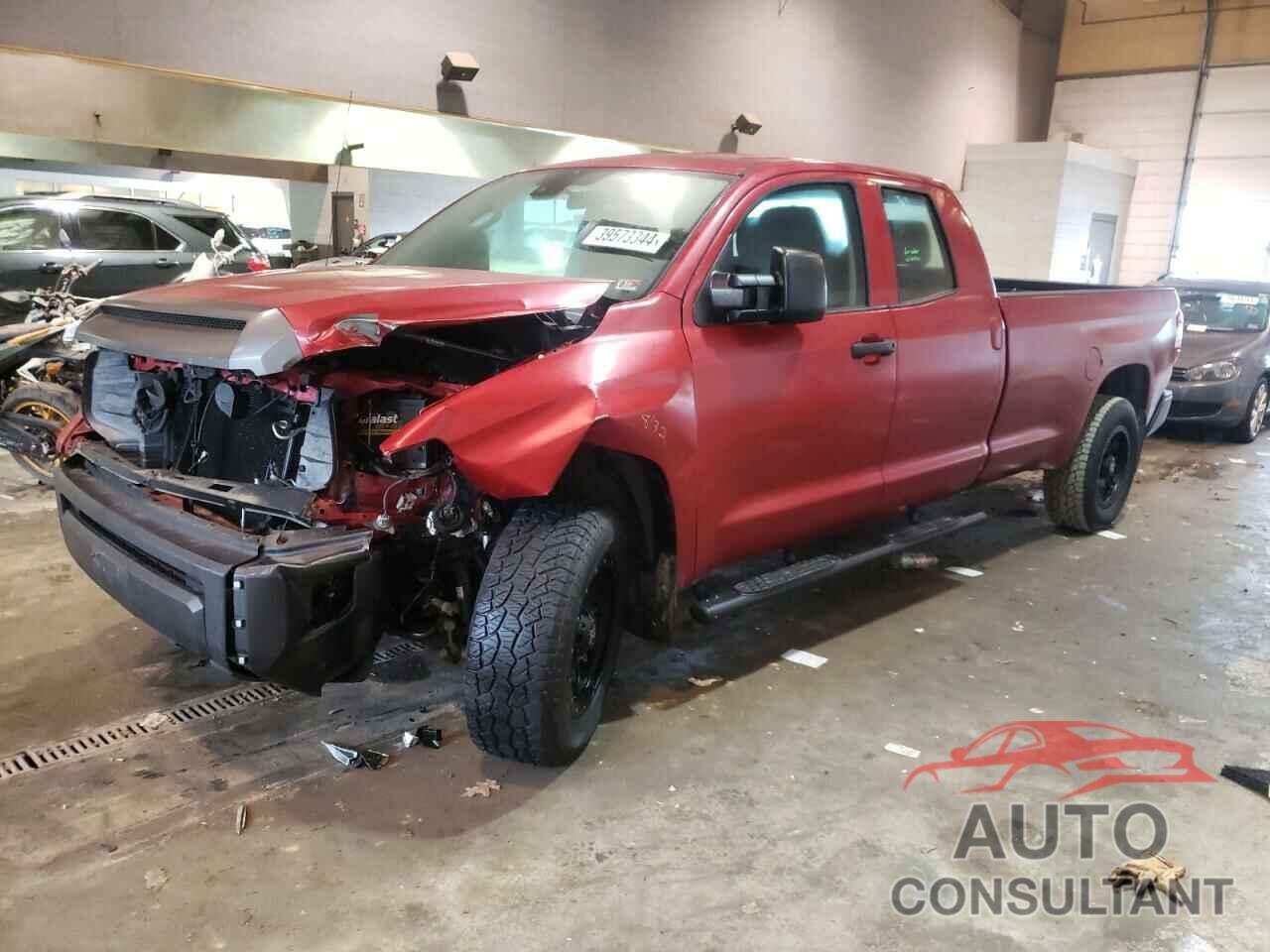 TOYOTA TUNDRA 2018 - 5TFCY5F17JX023495