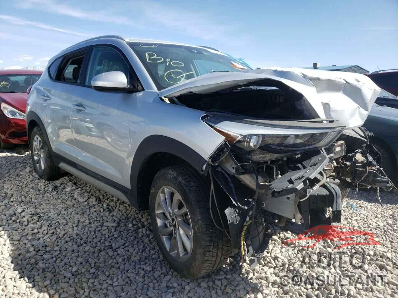 HYUNDAI TUCSON 2017 - KM8J3CA48HU476348