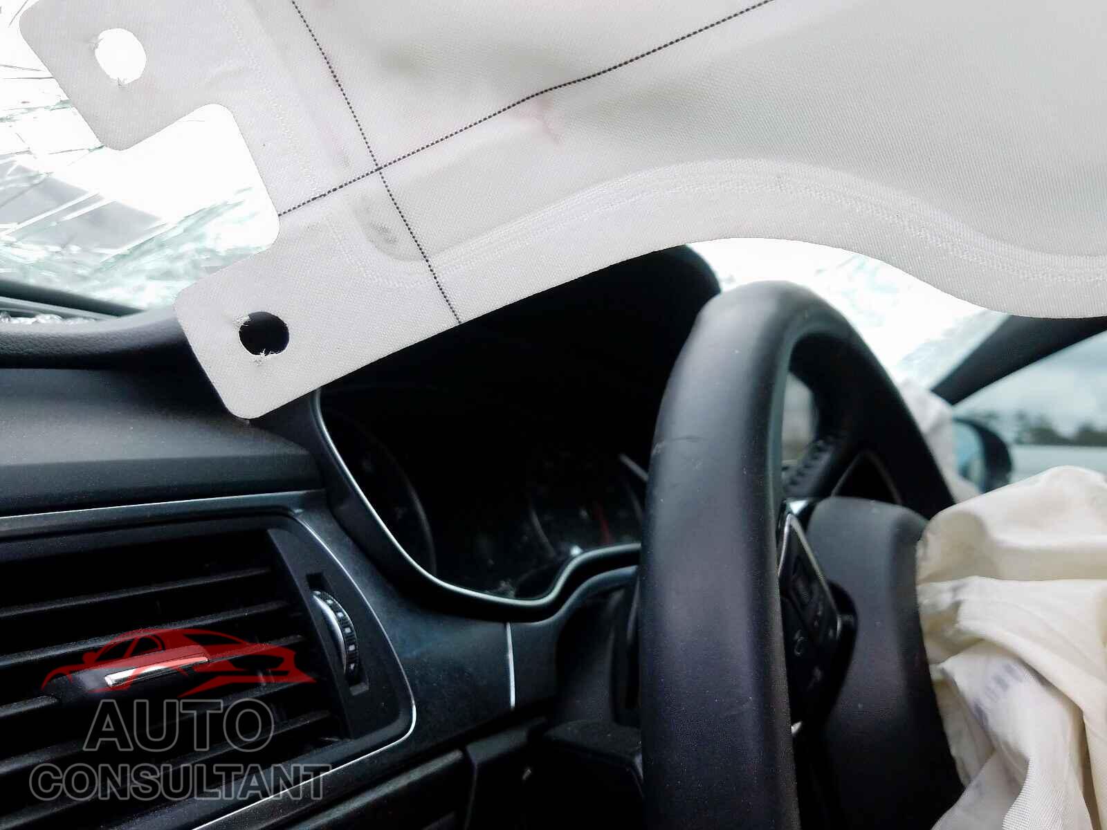 AUDI A6 2018 - JTHBA1D26G5029554