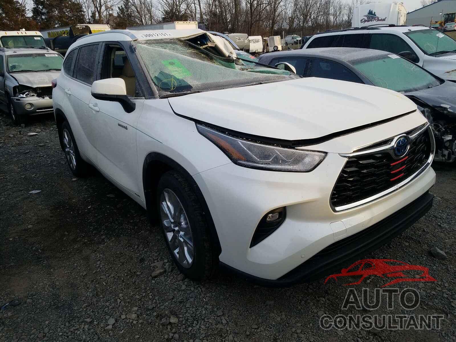 TOYOTA HIGHLANDER 2021 - 5TDXBRCH5MS024182