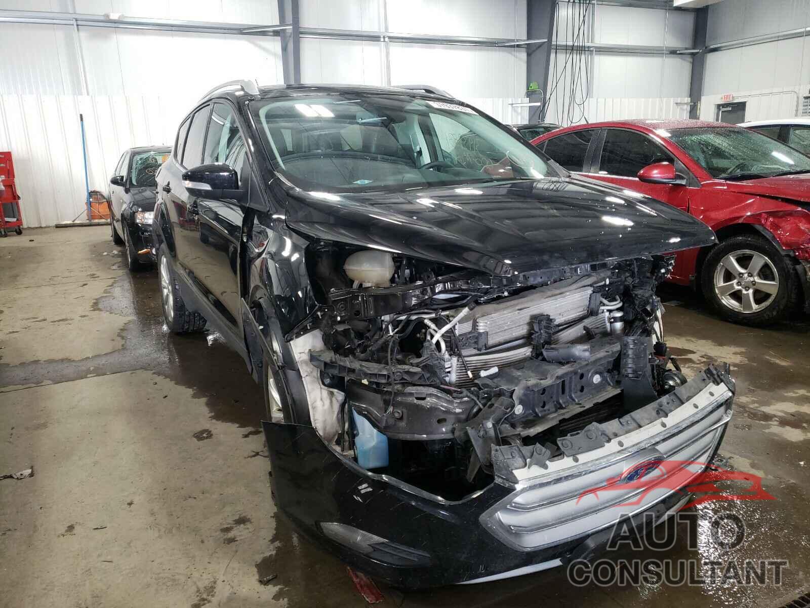 FORD ESCAPE 2017 - 1FMCU9J91HUC13963