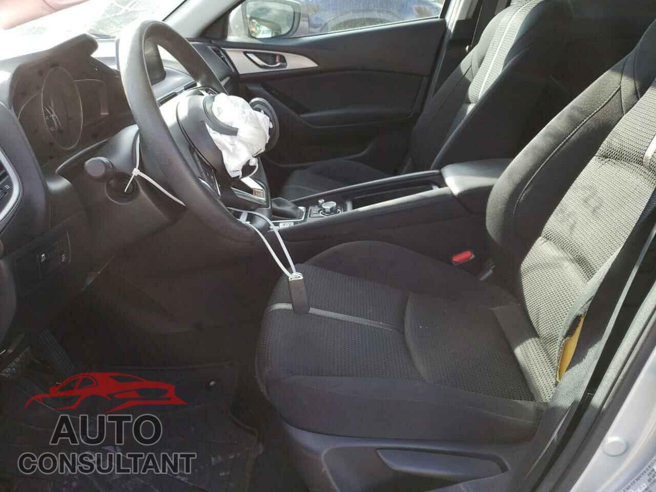 MAZDA 3 2017 - 4T1C31AK4MU566926