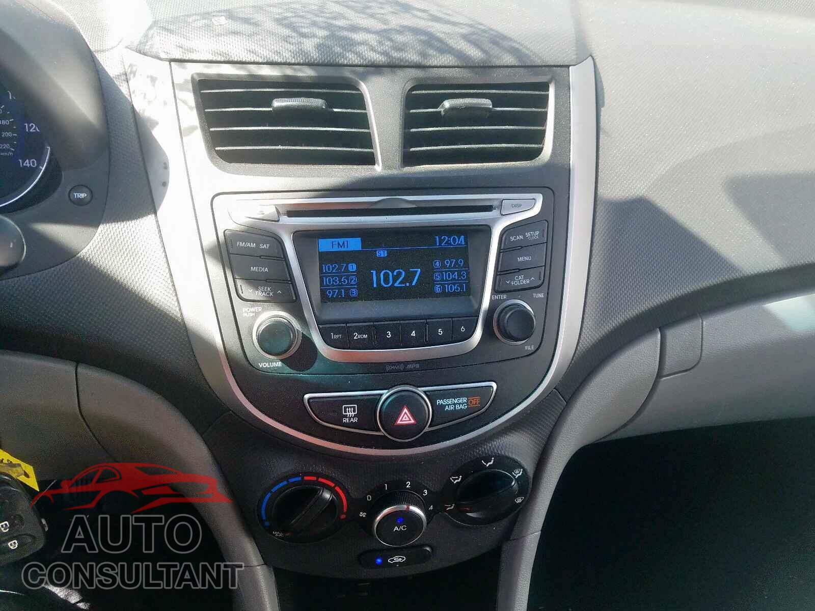 HYUNDAI ACCENT 2017 - KMHCT5AE6HU342080
