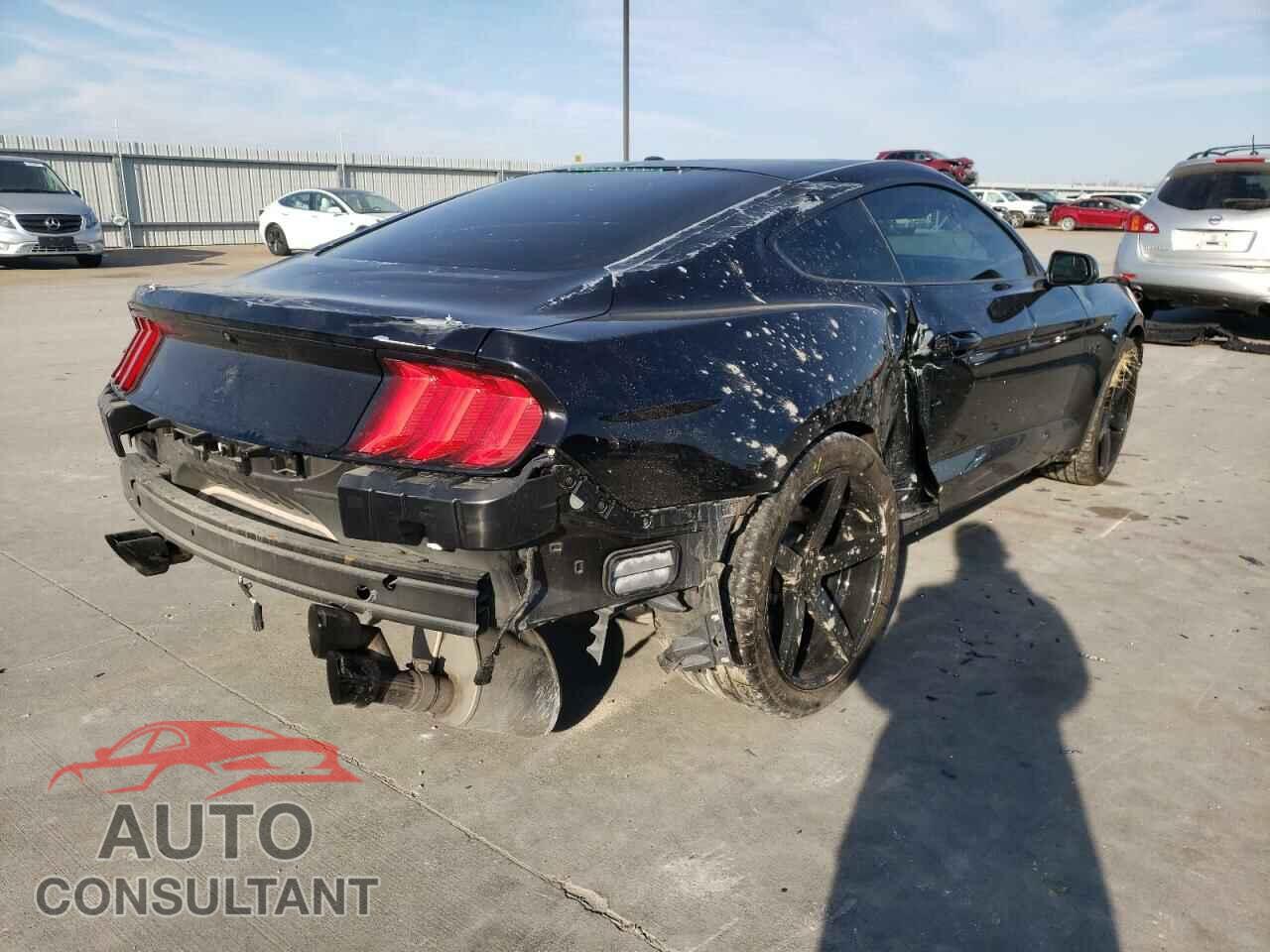FORD MUSTANG 2018 - 1FA6P8CF0J5122663