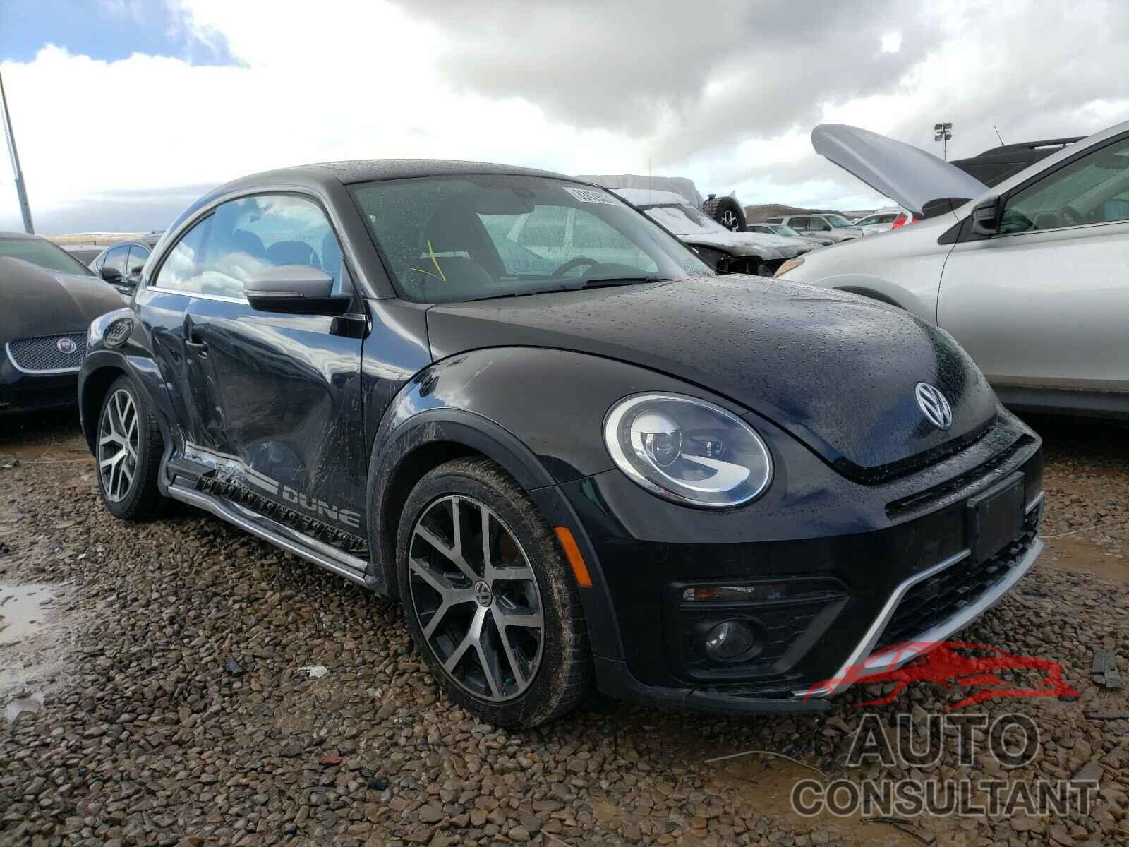 VOLKSWAGEN BEETLE 2018 - 3VWSD7AT7JM711544