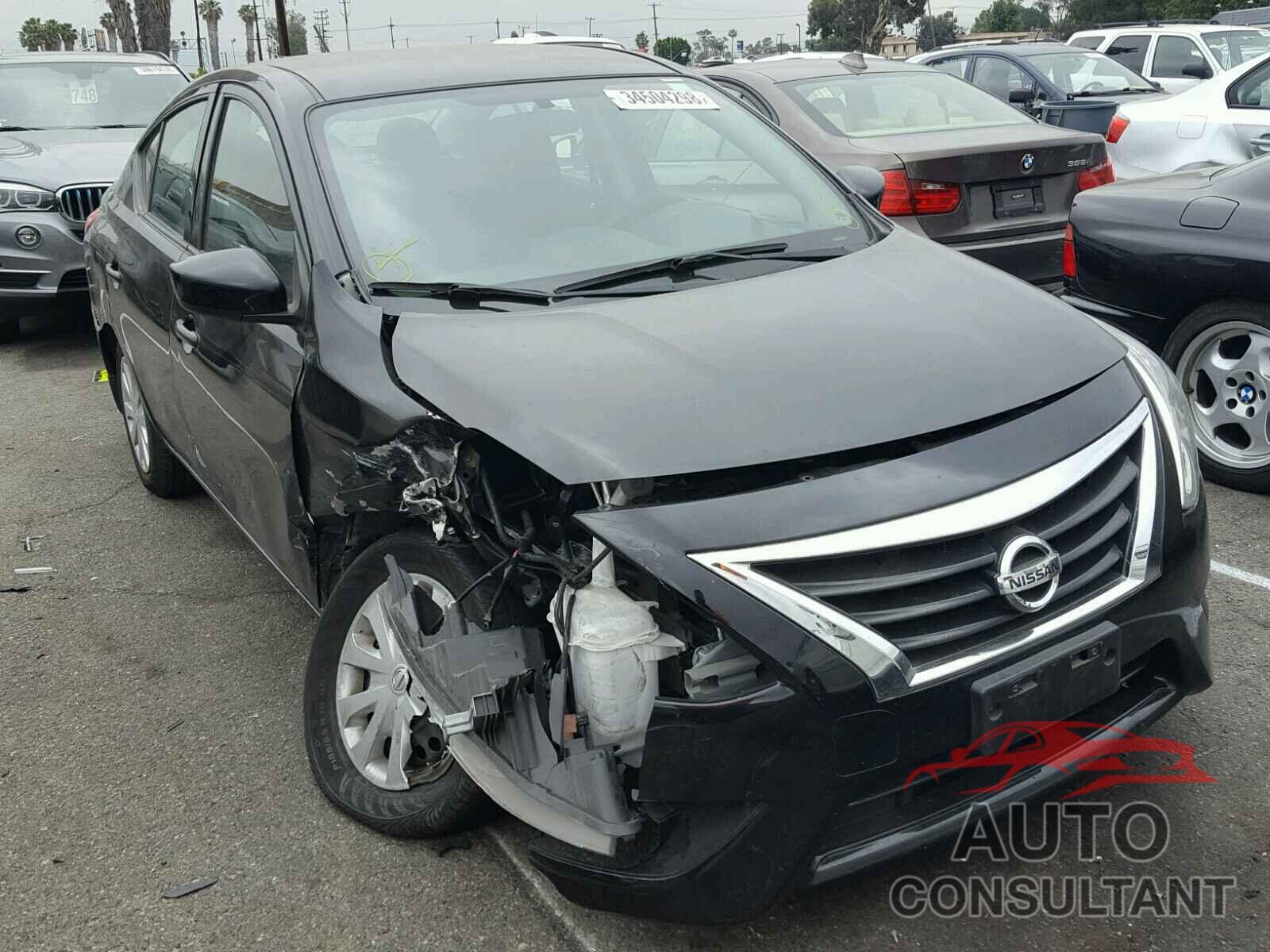 NISSAN VERSA 2016 - 4T1B11HK9KU216101