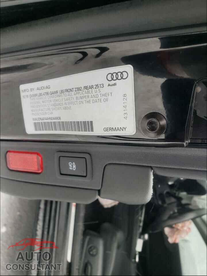 AUDI A4 2017 - WAUDNAF44HN044808