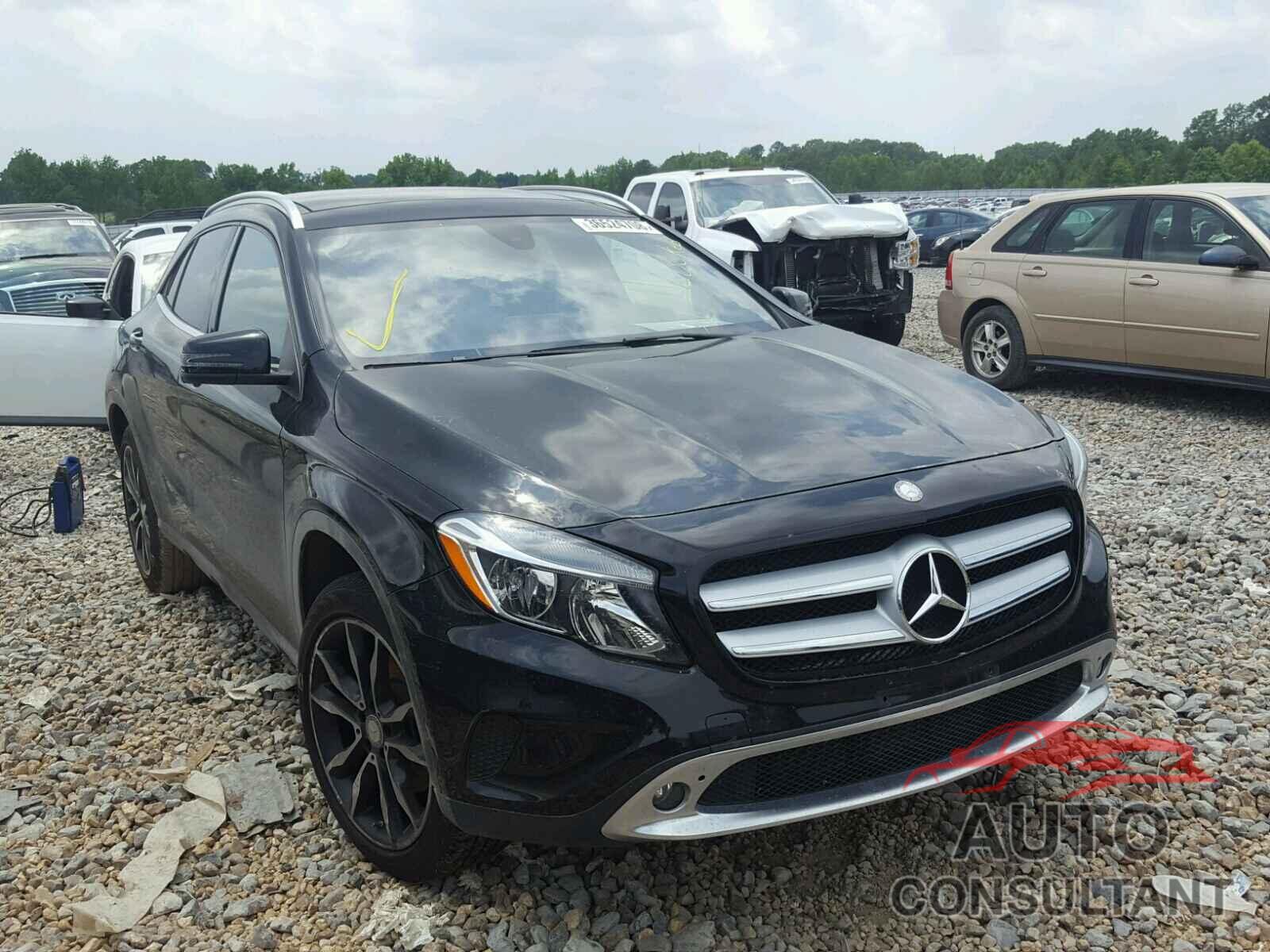 MERCEDES-BENZ GLA250 2016 - WDCTG4EB0GJ272329
