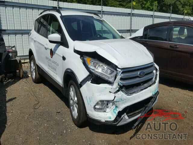 FORD ESCAPE 2017 - 1FMCU0GD1HUD24472