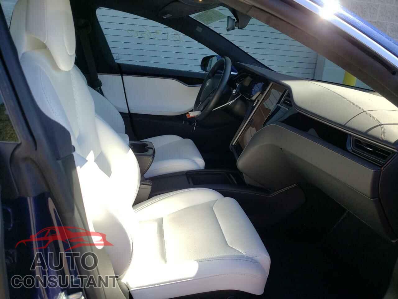 TESLA MODEL S 2018 - 5YJSA1E43JF282810