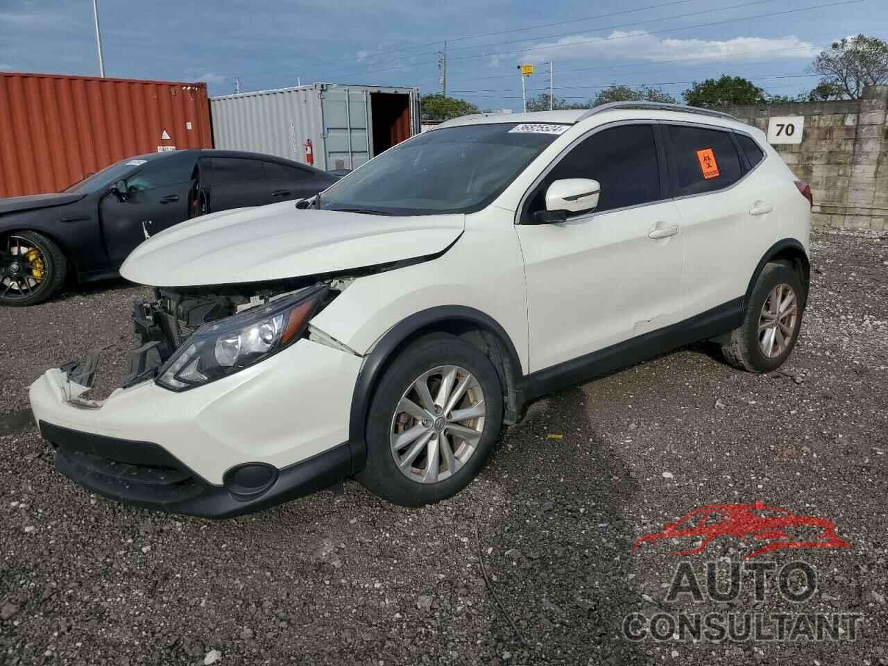 NISSAN ROGUE 2018 - JN1BJ1CRXJW284874