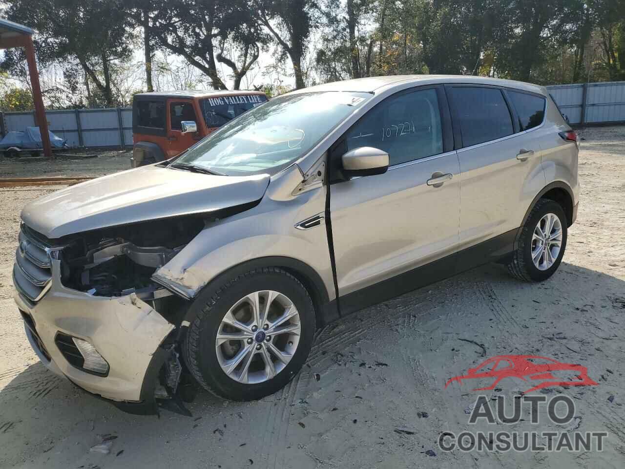 FORD ESCAPE 2017 - 1FMCU0GD4HUD35353