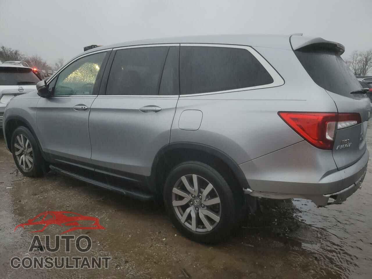 HONDA PILOT 2019 - 5FNYF6H51KB096228