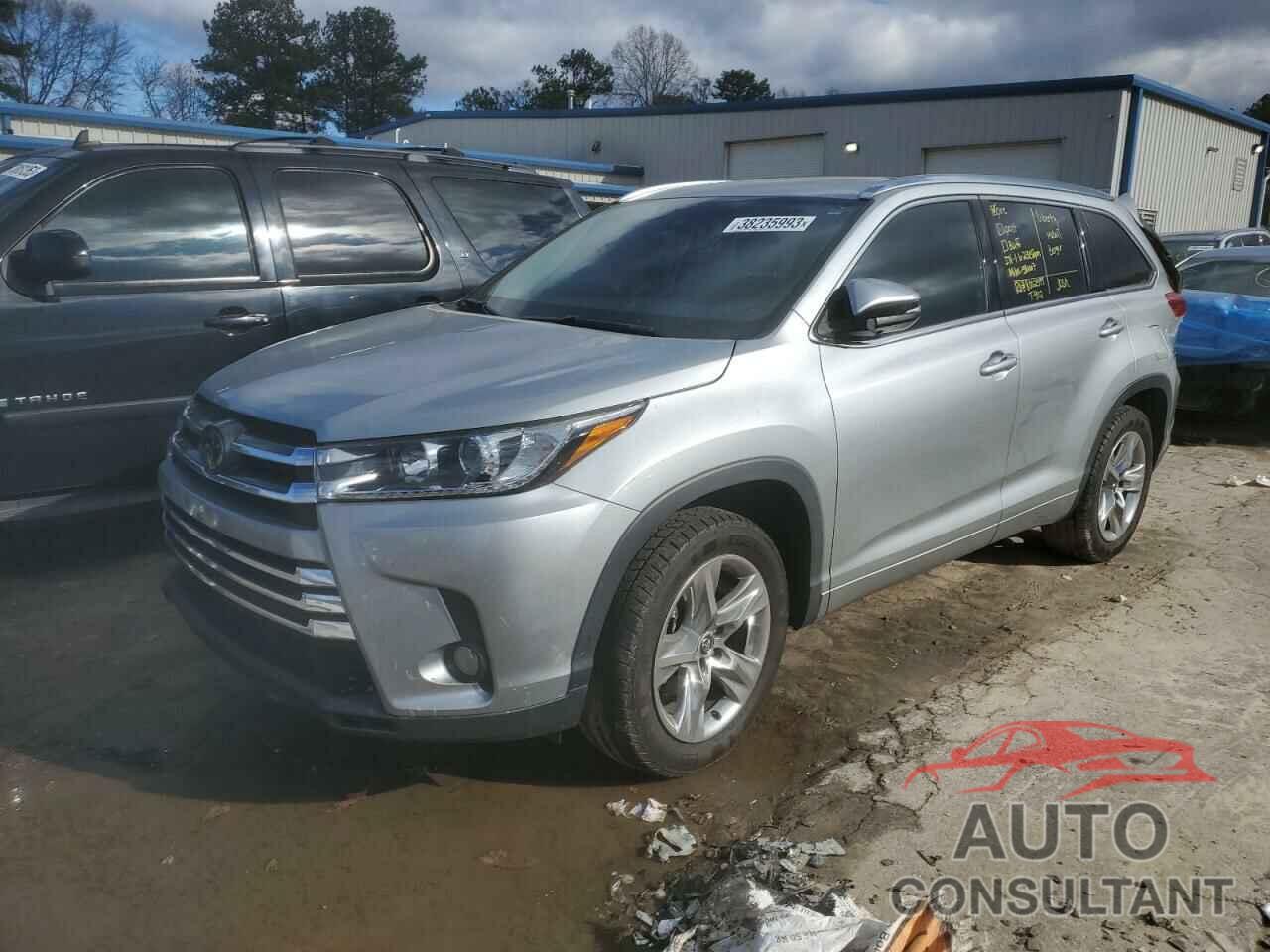 TOYOTA HIGHLANDER 2018 - 5TDYZRFH7JS258475