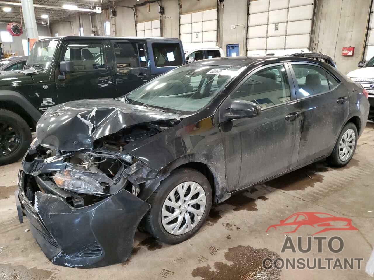 TOYOTA COROLLA 2018 - 5YFBURHE7JP845503