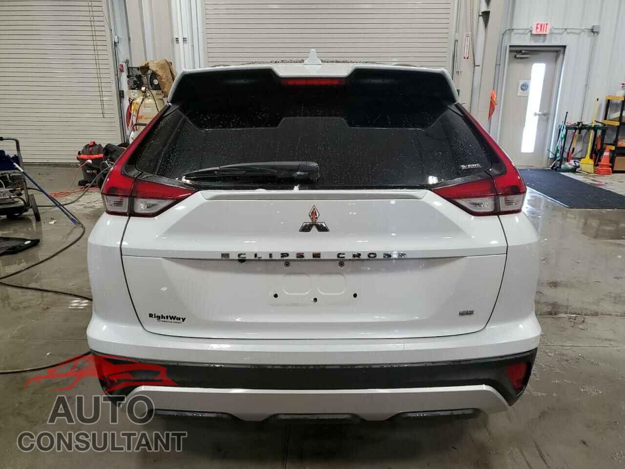 MITSUBISHI ECLIPSE 2022 - JA4ATWAA2NZ002108