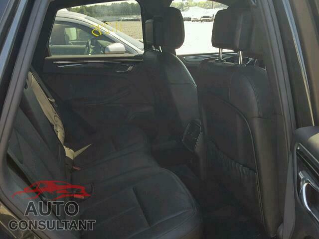 PORSCHE MACAN 2017 - WP1AA2A53HLB00853
