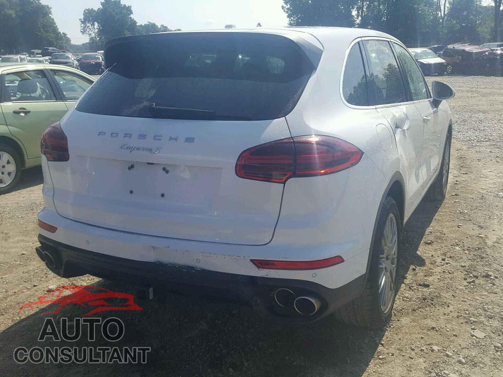 PORSCHE CAYENNE S 2015 - WP1AB2A28FLA56803