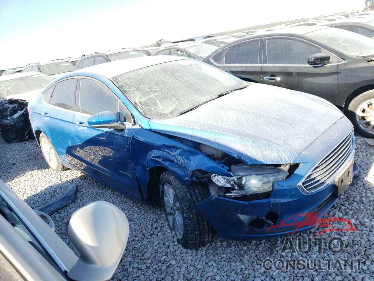 FORD FUSION 2019 - 3FA6P0LU5KR107610
