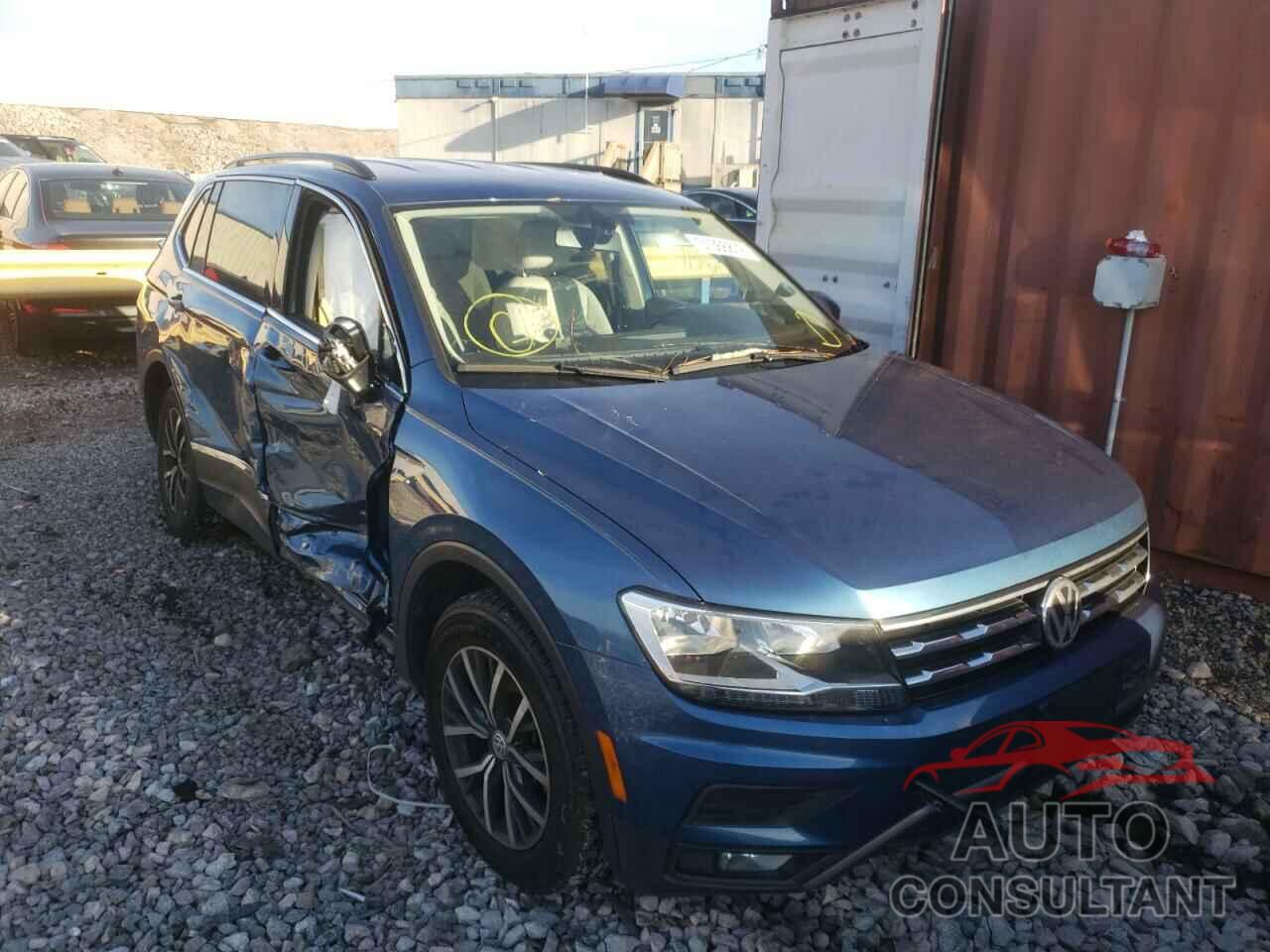 VOLKSWAGEN TIGUAN 2018 - 3VV2B7AX8JM008094