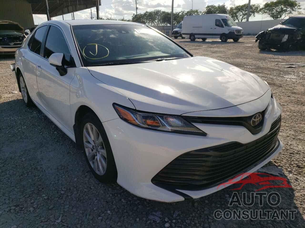 TOYOTA CAMRY 2018 - JTNB11HK0J3044674