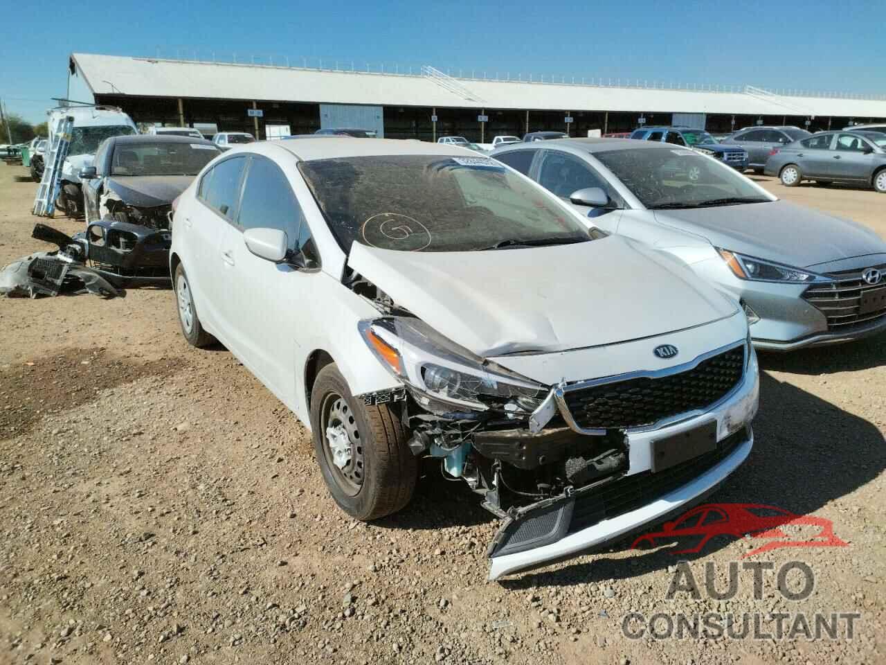 KIA FORTE 2018 - 3KPFL4A7XJE209579