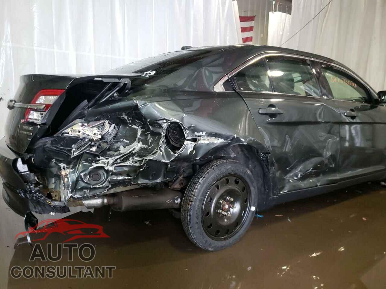 FORD TAURUS 2016 - 1FAHP2E83GG110606