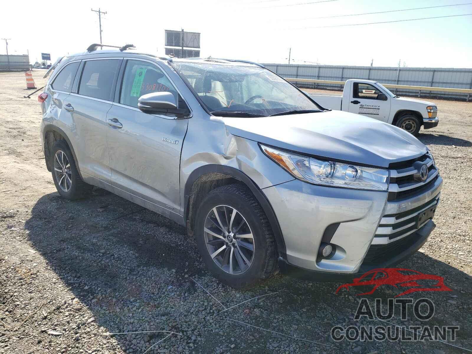 TOYOTA HIGHLANDER 2018 - 5TDJGRFH4JS042512