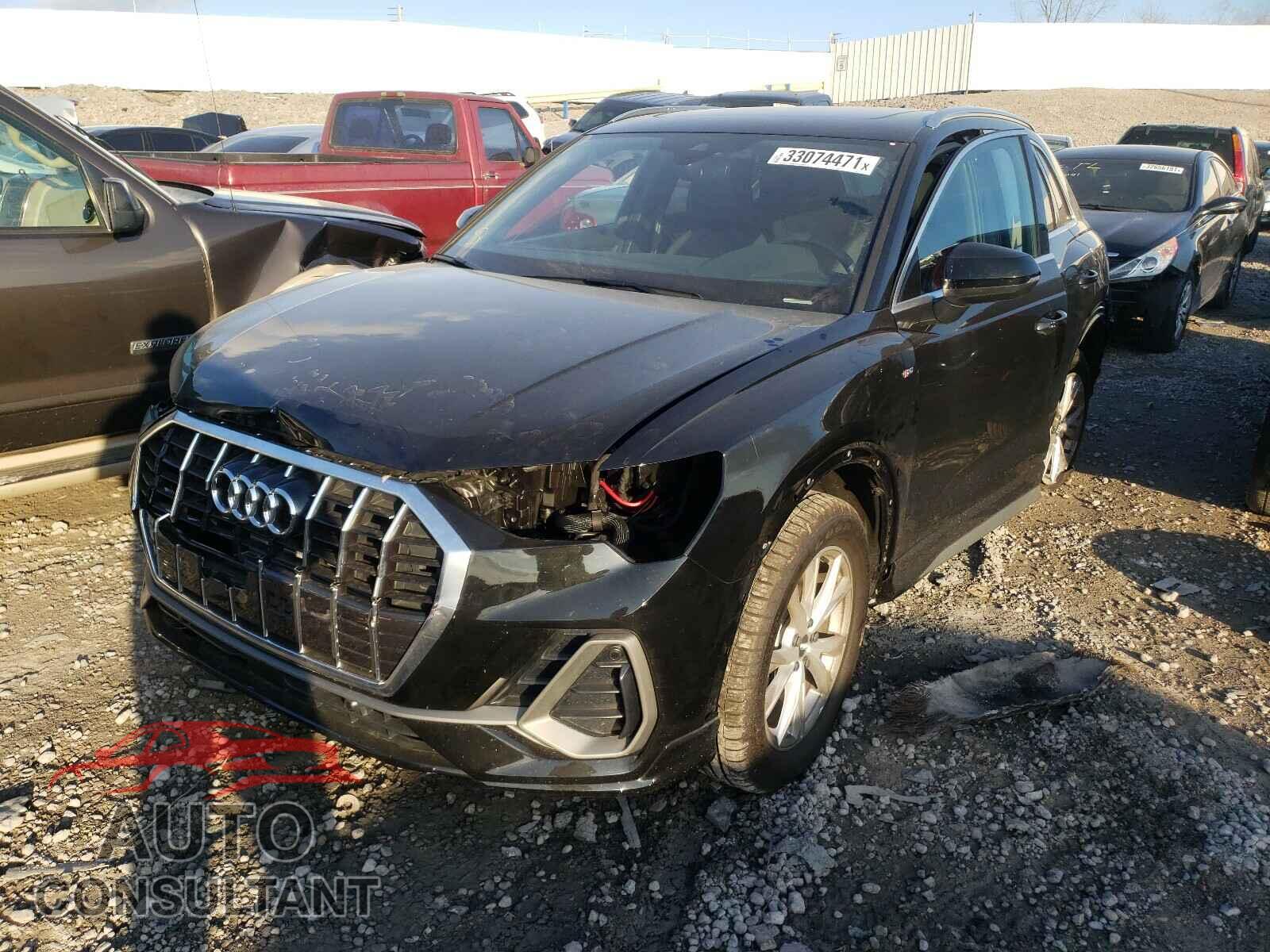 AUDI Q3 2021 - WA1DECF32M1010187