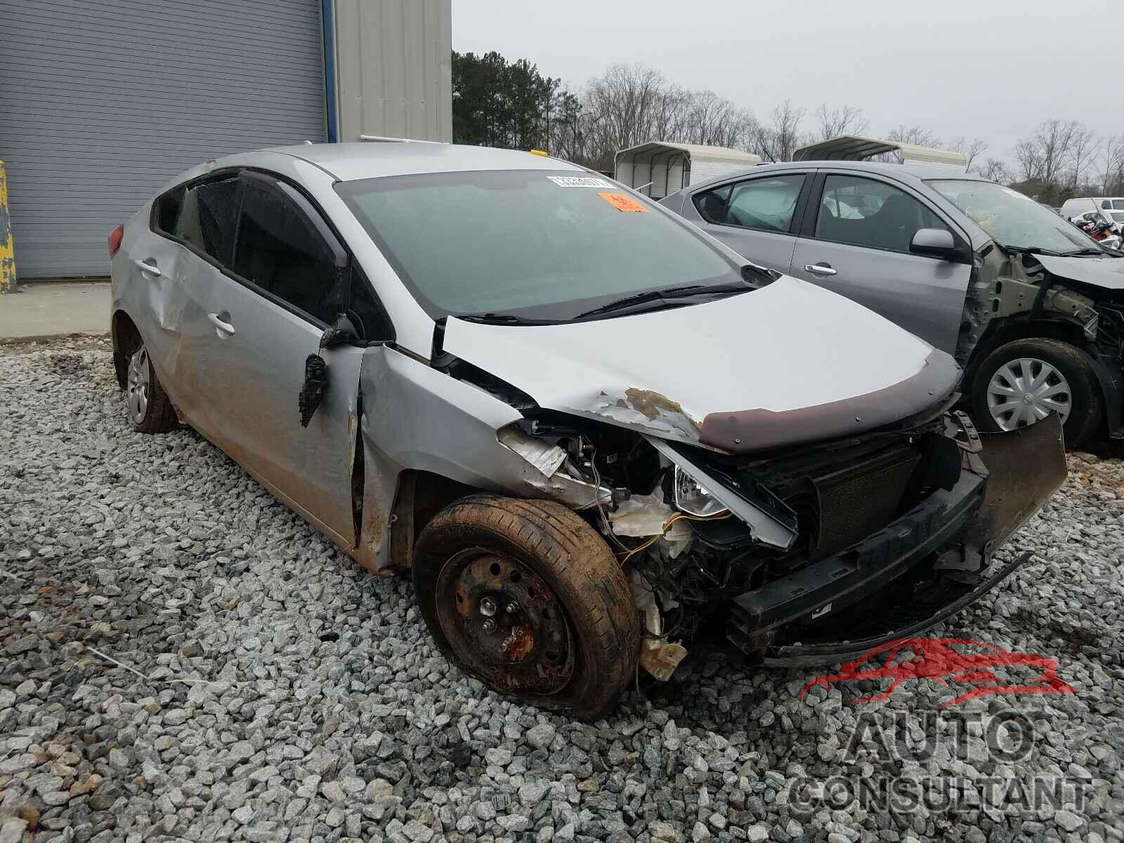 KIA FORTE 2016 - KNAFK4A65G5564526