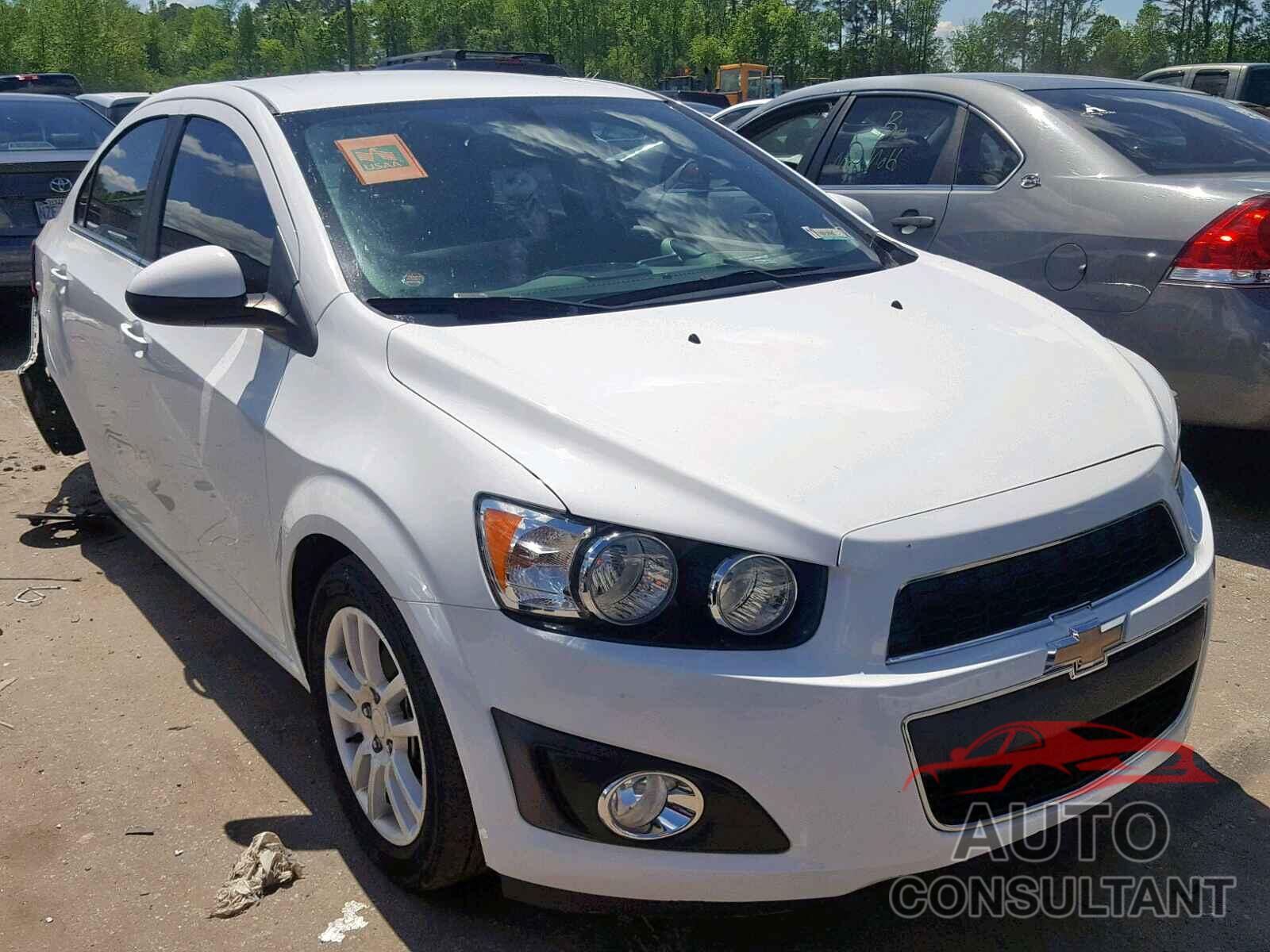 CHEVROLET SONIC 2015 - JA4AD3A34GZ056171