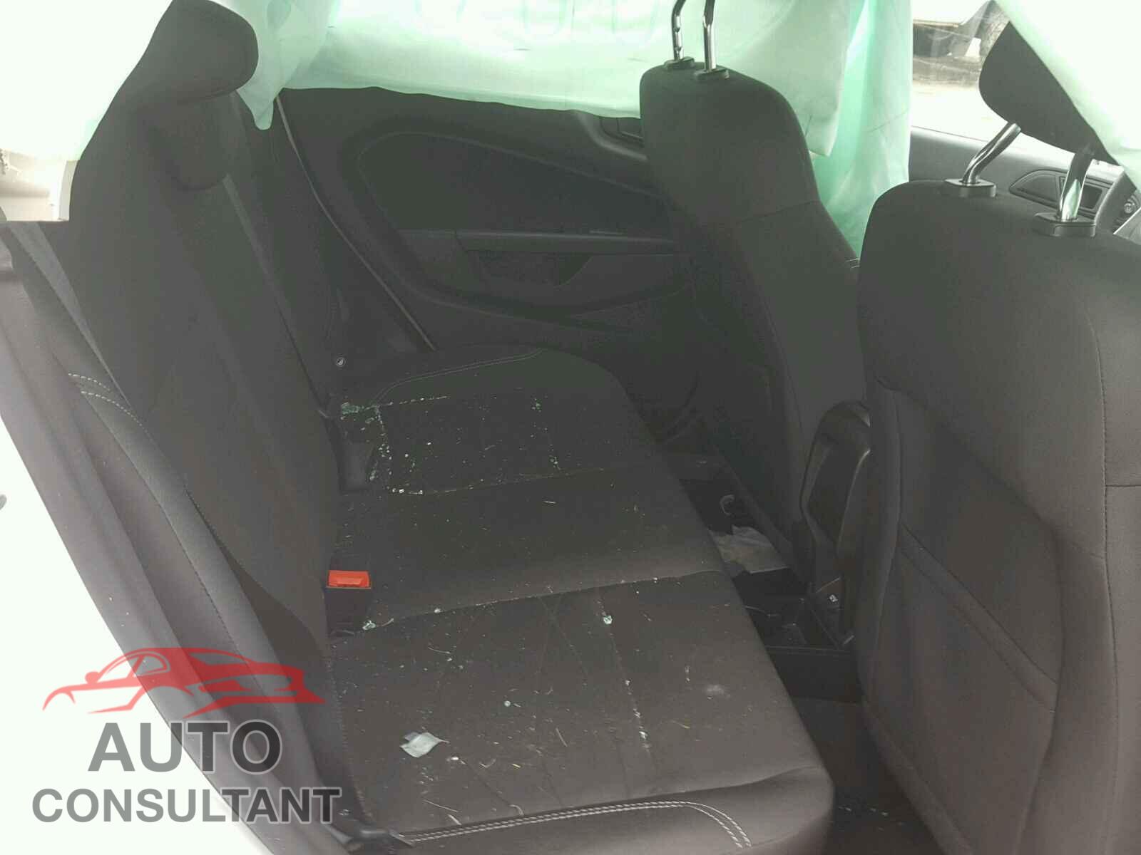 FORD FIESTA 2017 - 3FADP4EJ7HM125517