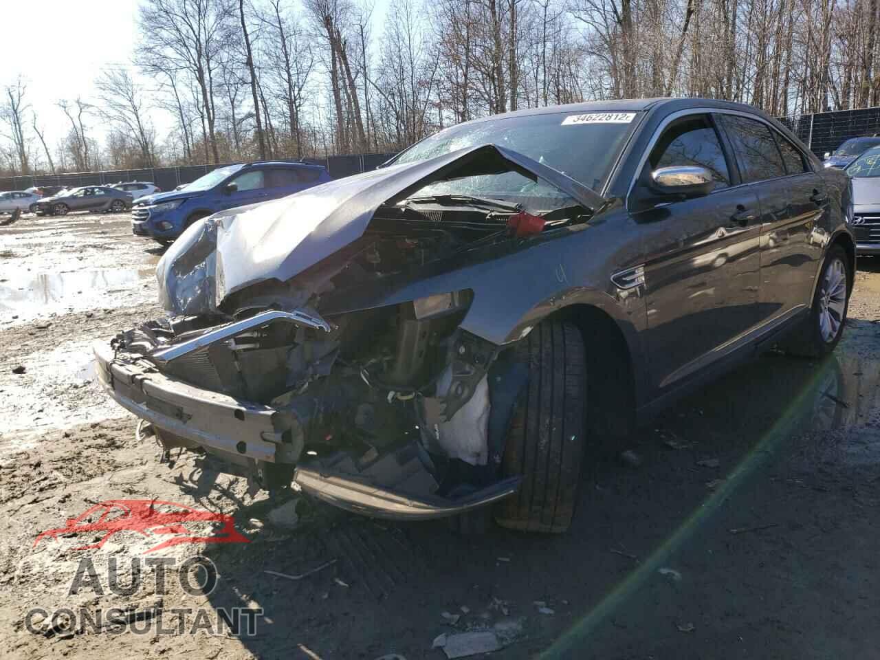 FORD TAURUS 2016 - KM8K12AA0MU643922