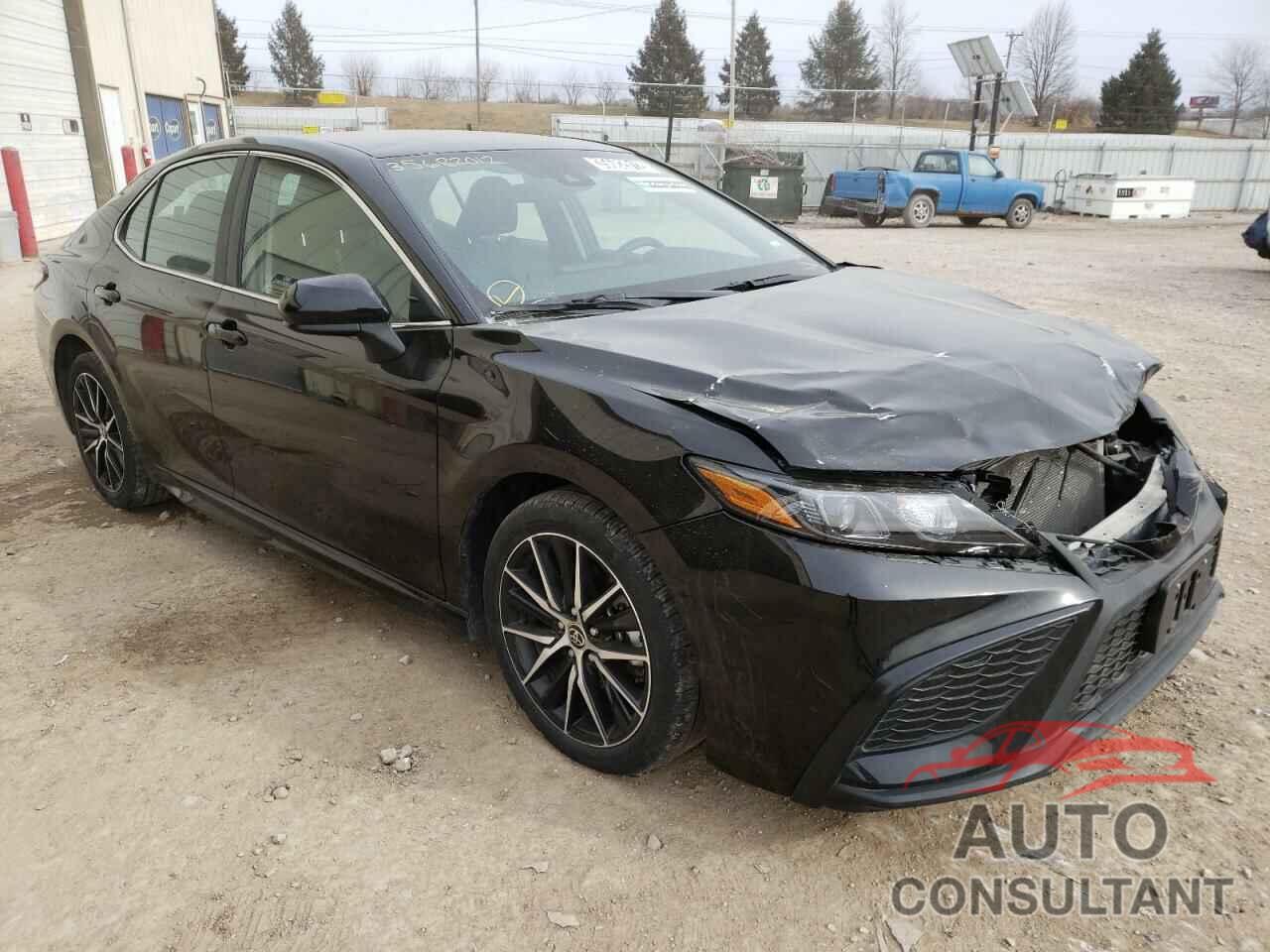 TOYOTA CAMRY 2021 - 4T1G11AK1MU445147
