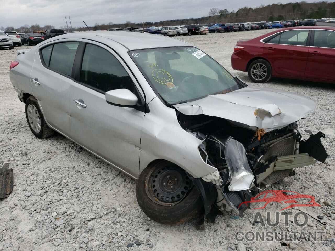 NISSAN VERSA 2019 - 3N1CN7APXKL866395