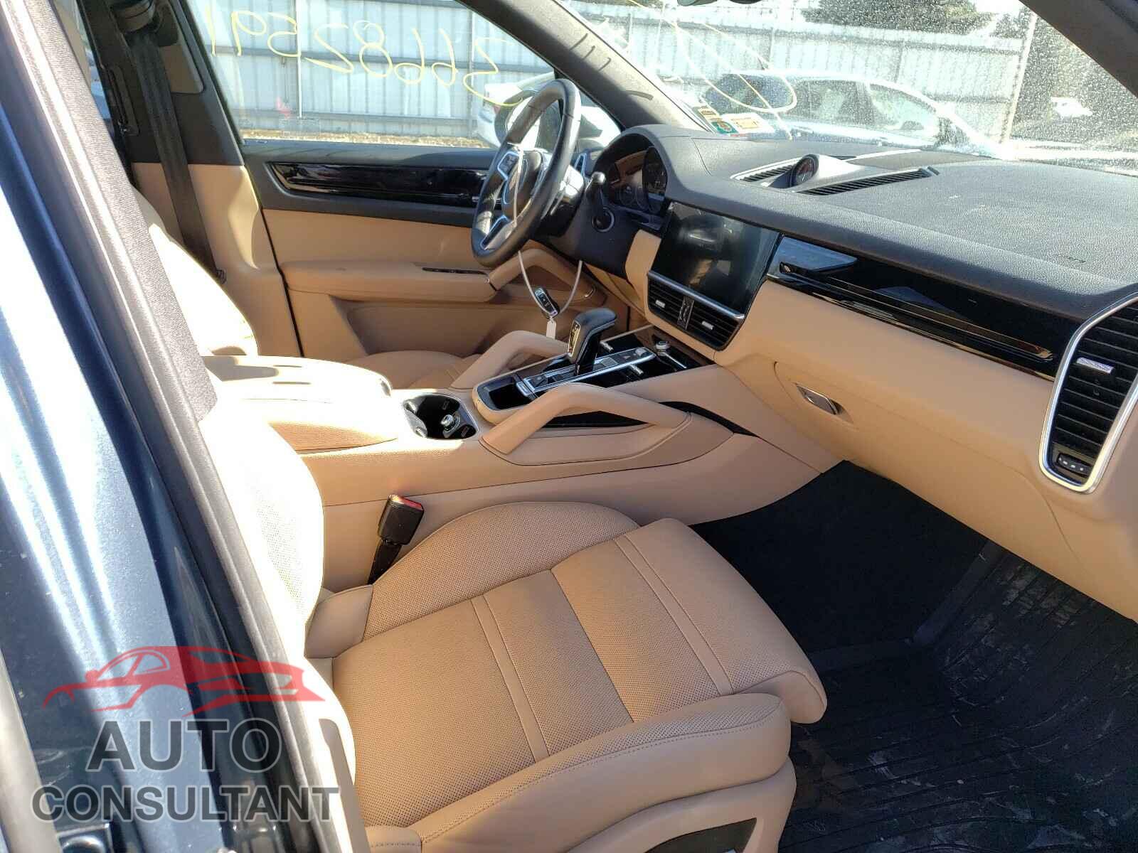 PORSCHE CAYENNE 2019 - WP1AA2AY7KDA06082