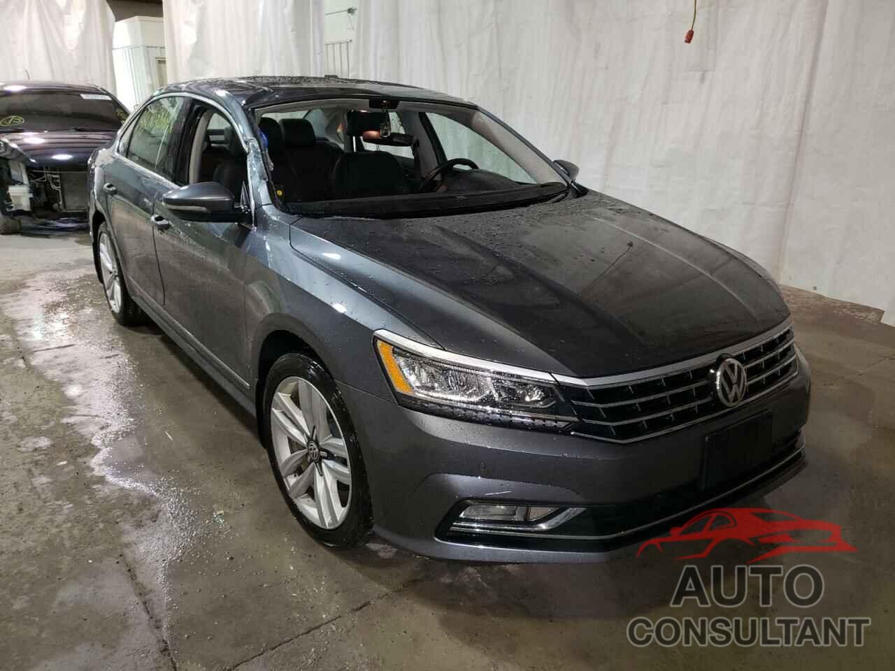 VOLKSWAGEN PASSAT 2017 - 1VWGT7A35HC078787
