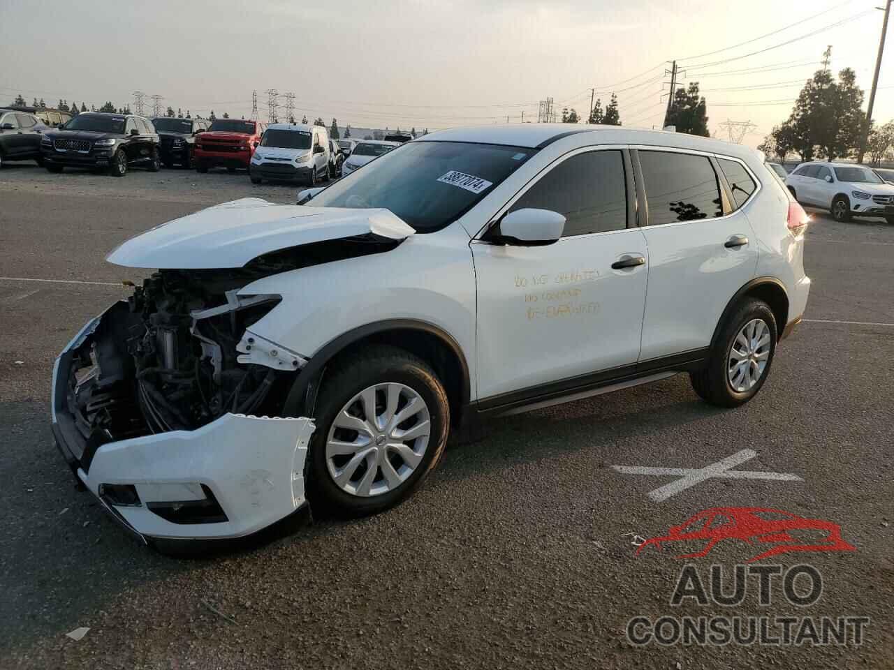 NISSAN ROGUE 2017 - KNMAT2MV3HP510519