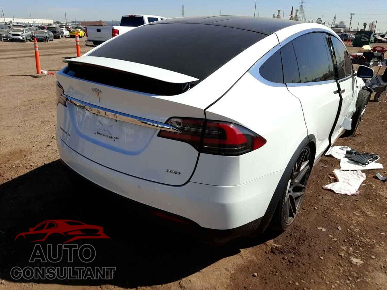 TESLA MODEL X 2016 - 5YJXCBE21GF034312