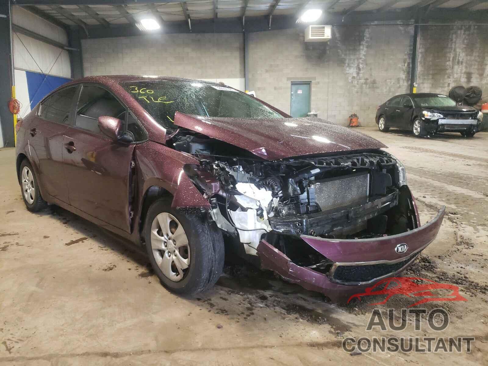 KIA FORTE 2017 - 3KPFK4A70HE052657