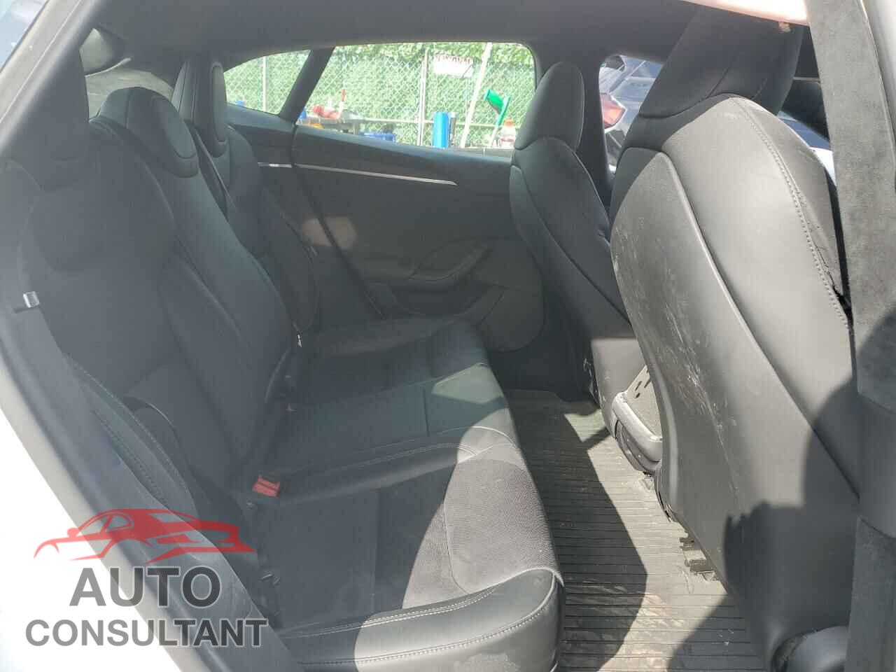 TESLA MODEL S 2022 - 5YJSA1E50NF476421